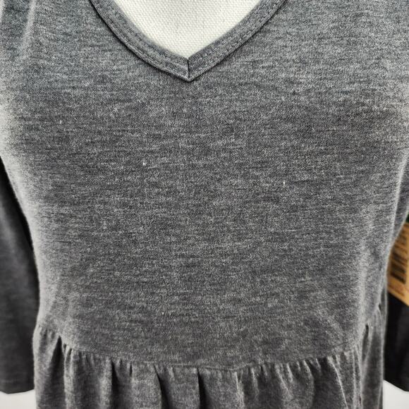 NWT Three Season Maternity Shirt Large Black Gray Long Empire Waist Stretchy Top - Picture 5 of 15